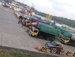 Diduga Kurang Maksimal Pemeriksaan Barang Muatan Truk dan Mobil Pickup di Pelabuhan Roro Telaga Punggur Batam