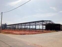Belum Ada Izin Namun Pekerjaan Pembangunan Gudang Tetap Berjalan
