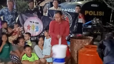 DMC Milenial Membantu Droping Air di Wilayah Kekeringan Di Gondangrejo Dan Kalitekok