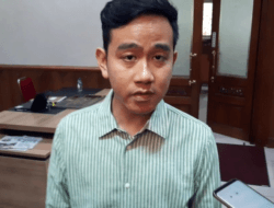Gibran Cuti Kerja untuk Rakornas dan Kampanye, Prabowo Serahkan Helikopter di Bogor