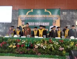 PJ Bupati Lahat Muhammad Farid Hadiri Yudisium dan Wisuda SI Angkatan XXII Sekolah Tinggi Ilmu Tarbiyah