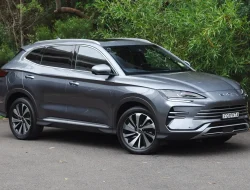 Hybrid Car Bargains Down Under