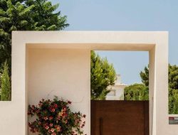 5 Tren Warna Pagar 2026: Modern & Elegan