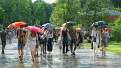 Prakiraan Cuaca Maluku 20 April 2026: Berawan dan Hujan