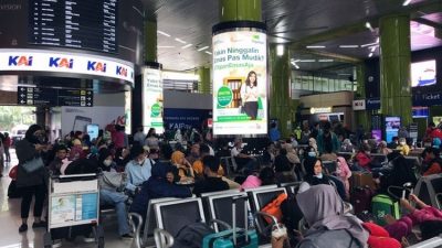 Setelah Insiden Bekasi Timur, KAI Pastikan Kereta dari Gambir dan Pasar Senen Beroperasi Normal