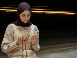 5 Doa Melindungi Diri dari Orang Iri Dengki