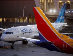 Global jet fuel crisis drives up air travel costs