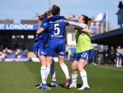 Chelsea clinch Women’s FA Cup semi-final with last-gasp victory over Spurs
