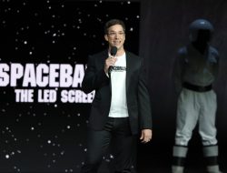Comedy Icon Unveils ‘Spaceballs: The New One’ at Cinemacon