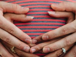 Pickles and Ice Cream? The Surprising Truth Behind Pregnancy Cravings