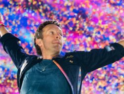 Silence and listen: Why your singing is ruining the concert I paid for