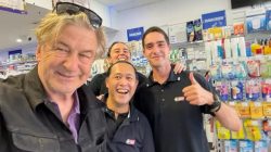 Unexpected Hollywood star blends into Sydney suburb at local pharmacy
