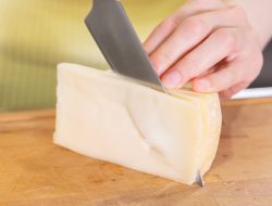 Cheese linked to E. coli outbreak tests positive in McDonald’s recall