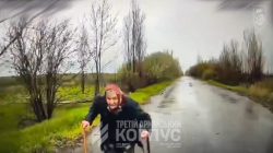 Robot with note ‘Grandma, hop on!’ rescues elderly woman from Russian forces