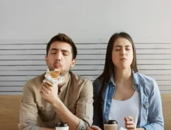 Jika Anda Tidak Tahan dengan Suara Berisik Saat Mengunyah, Ini 8 Ciri Sensitif yang Menunjukkan Kepribadianmu