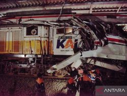 Dampak kejadian di Bekasi Timur, beberapa perjalanan kereta api dibatalkan