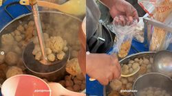 Jajanan kaki lima tersembunyi di Solo, coba bakso Kojek di depan Pasar Ledoksari, antri sejak pagi