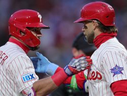 Braves Sweep Ends 2-7 Homestand, Dips Phillies to 8-13