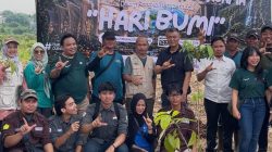 Aksi Nyata Selamatkan Bumi Dengan Tanam Ratusan bibit pohon produktif ditanam Diruas Jalan Bomang Bogor