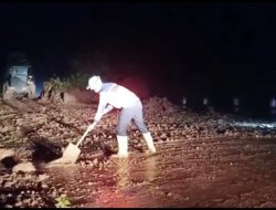 Lingkar Timur Jatigede Sumedang Kembali Dapat Dilalui Kendaraan Pasca-Tanah Longsor