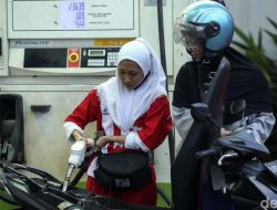 Populer Sulut: Antrean Panjang di SPBU Akibat Kenaikan Harga BBM Nonsubsidi