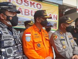 Seluruh lalu lintas maritim ditutup menuju pelabuhan Iran