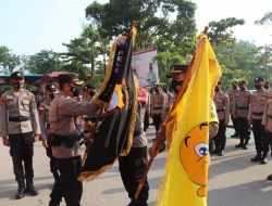 Kapolresta Balikpapan Beri Penghargaan Kepada 16 Personel Berprestasi