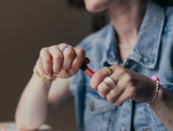 5 Kesalahan Umum Saat Menggunakan Lipstik Matte