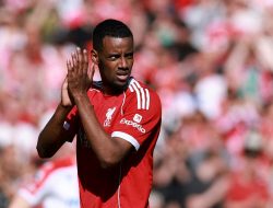 Isak: Face of Liverpool’s downfall – but two others share blame