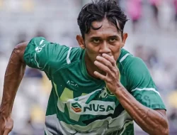 Rekor 7 Tahun Tak Terkalahkan! Arief Catur Percaya Persebaya Surabaya Kalahkan Arema FC di Derbi Jawa Timur