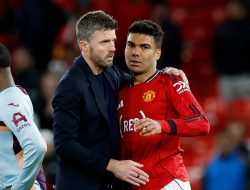 Past and present legends unite as Man Utd stop Brentford