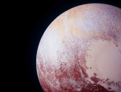 NASA boss reignites Pluto planet debate