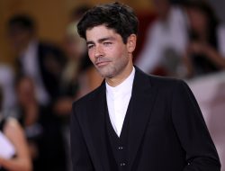 Adrian Grenier Left Hollywood for a Quiet Life 2000km Away