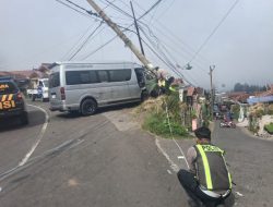 Pembatasan Kendaraan di Jalur Bromo Perlu Dievaluasi