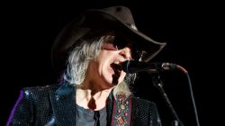 How a Hollywood Star’s Pics Sparked the Waterboys’ New Album