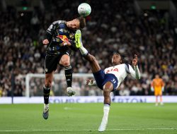 Aussie referee at heart of Premier League storm