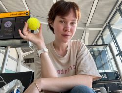How a Tennis Ball Makes Long-Haul Flights Comfortable