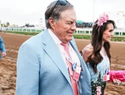 Kentucky Derby Fashion Watch: Style Stars and Strangers on the Track