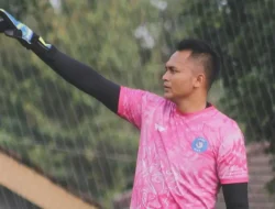 Eks Kiper Persebaya Beri Pernyataan! Dimas Galih Bocorkan Kondisi Ruang Ganti PSBS Biak