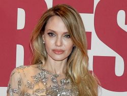 Who Are Angelina Jolie’s Daughters? Meet Zahara, Shiloh, and Vivienne