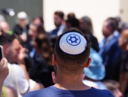 Bondi Commission hearings start as witnesses share antisemitism experiences