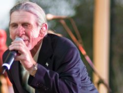 Alex Ligertwood, former Santana singer, passes away at 79