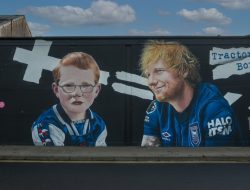 Ed Sheeran joins Ipswich Town to celebrate Premier League promotion