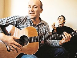 The haunting song of Go-Betweens’ Robert Forster