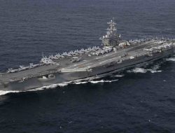 Trump Ancam Tampilkan Kapal Induk USS Abraham Lincoln Dekat Kuba