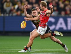 Bartel’s award decision sparks fan backlash