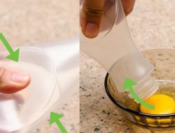 Cara mudah memisahkan kuning telur tanpa alat, pemula bisa langsung coba