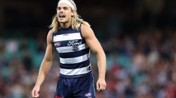 Sydney Coach Owns Up to Mistake