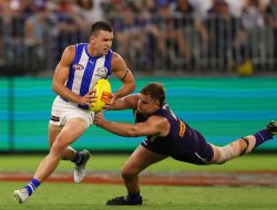 Clarkson Slams Roos’ Disaster, LDU Injury Update