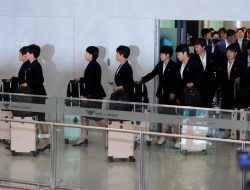 North Korean Players Arrive in South for Historic Match